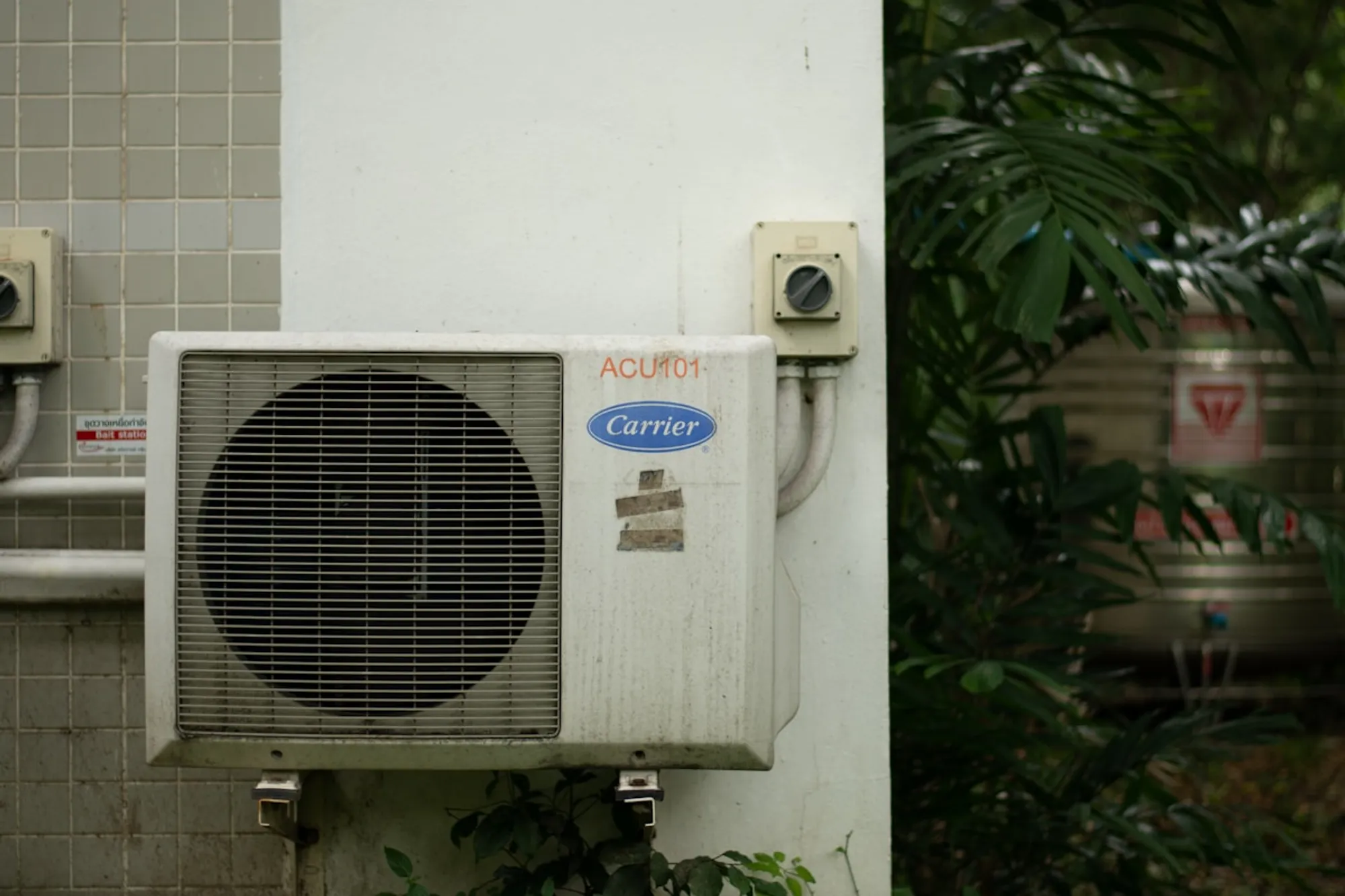 Cover for Multi-Zone Air Conditioning for Restaurant and Kitchen